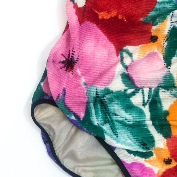 Vintage Women's Floral Swimsuit w/‎ micro-pleating Sz L - Picture 3 of 8